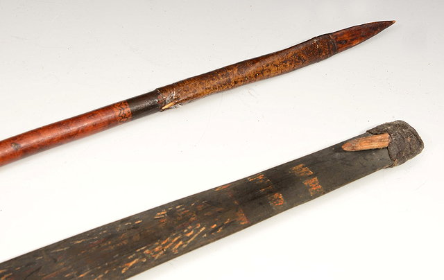 Appraisal: A PAPUA NEW GUINEA BONE TIPPED LONG ARROW with painted