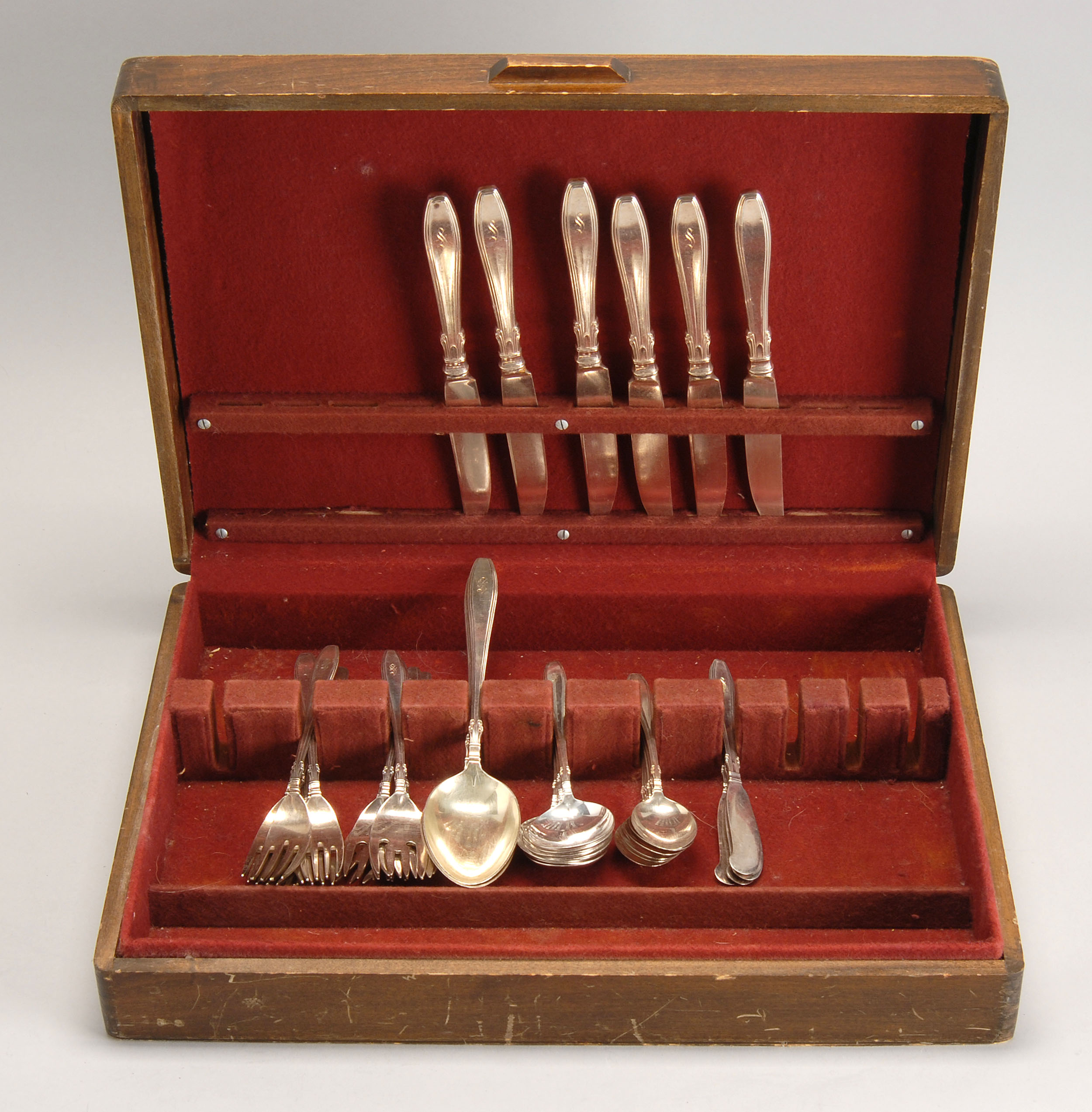 Appraisal: GORHAM MFG CO CASED STERLING SILVER FLATWARE SET In the