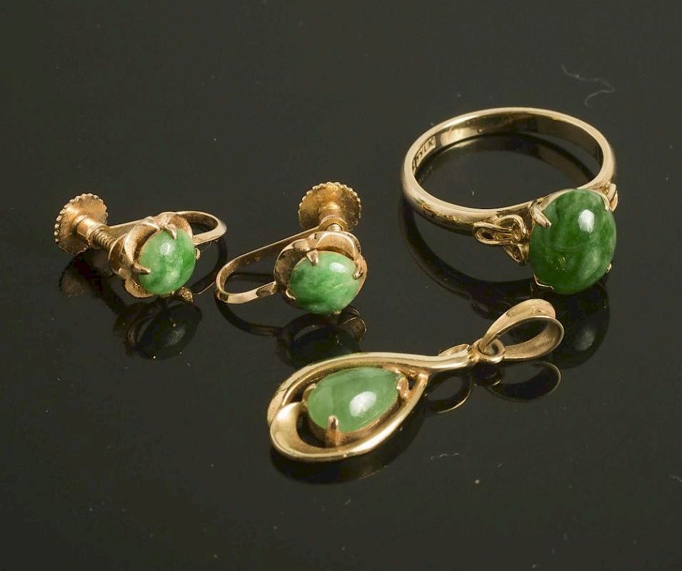 Appraisal: Jade k Jewelry Jade k jewelry comprising dyed jade earrings