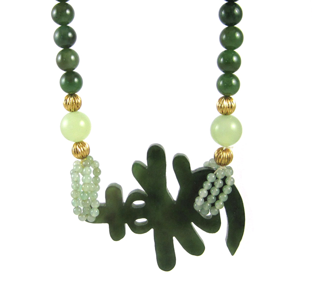 Appraisal: GREEN HARDSTONE NECKLACE measuring inches in length and strung with