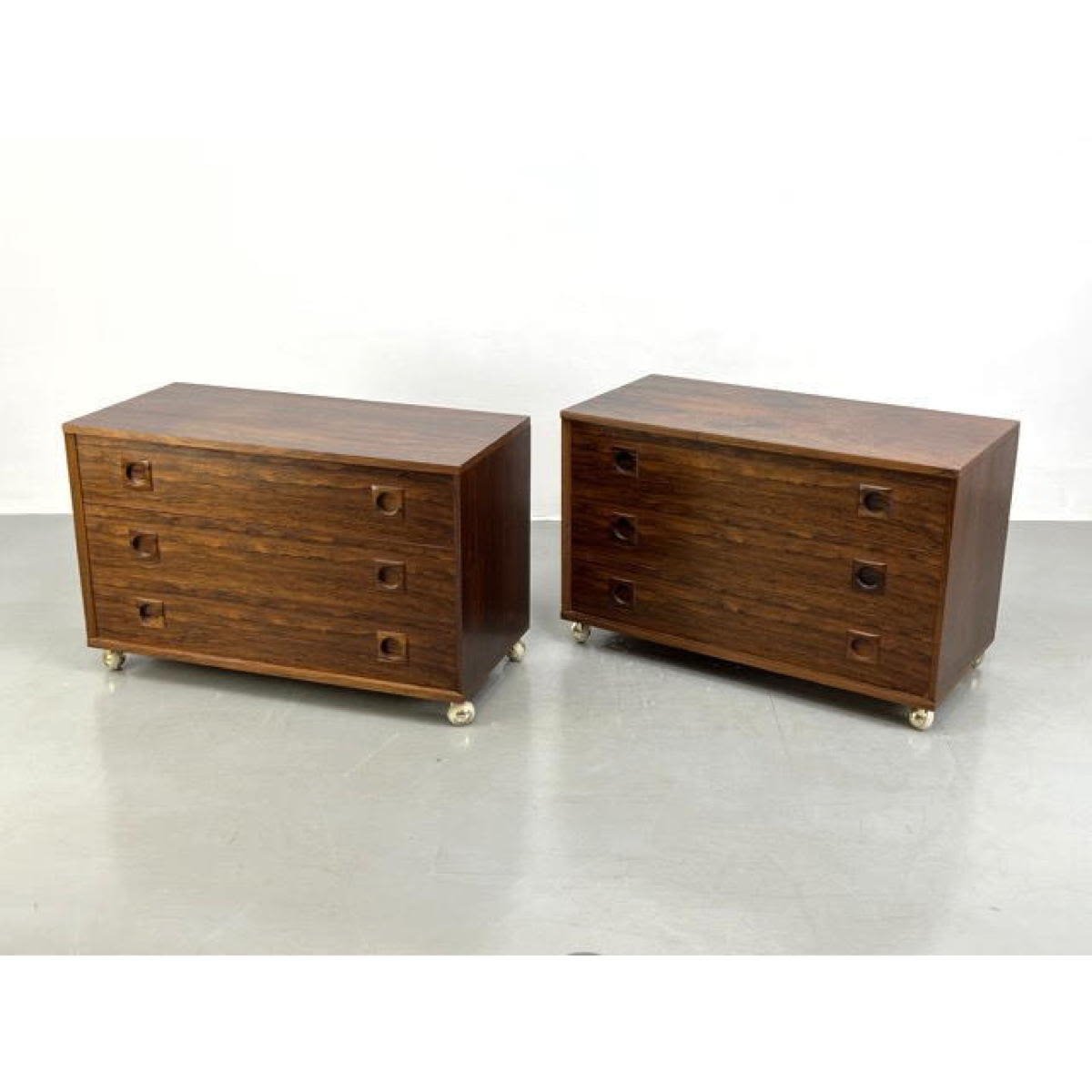 Appraisal: Pr Danish Modern Rosewood Low Drawer Chests Modernist Pulls Legs