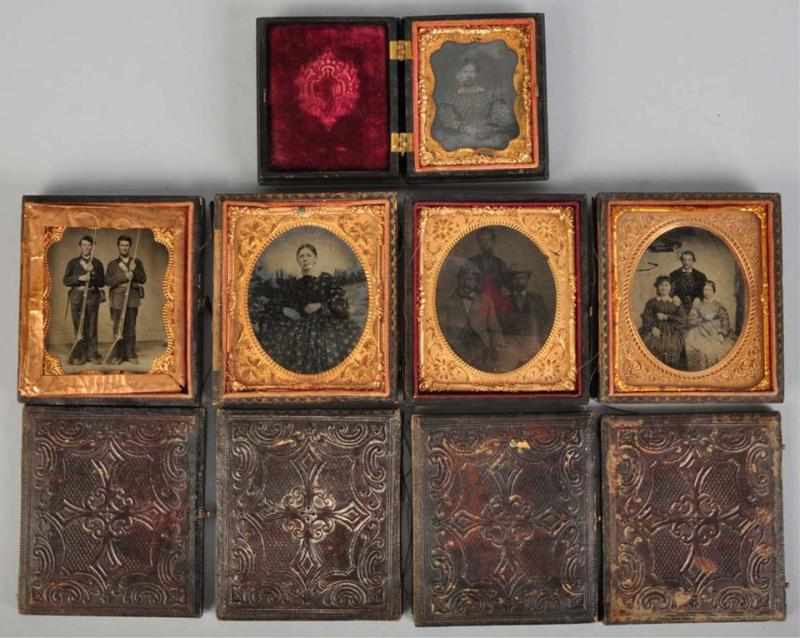 Appraisal: Lot of Daguerreo Tintypes Description Includes four family related tintypes