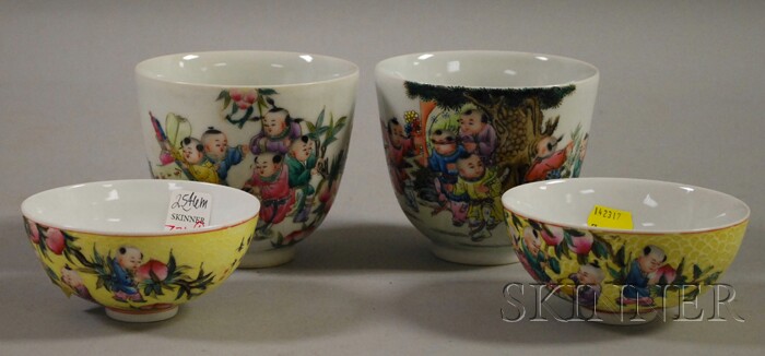 Appraisal: Four Chinese Porcelain Bowls including a pair