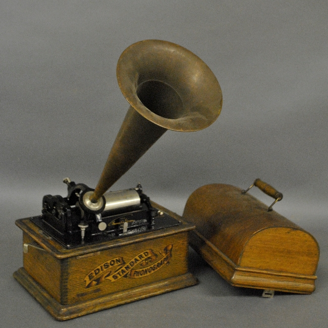 Appraisal: - Edison standard phonograph No crank Oak box h x