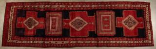 Appraisal: ORIENTAL RUG ' x ' SARAB ORIENTAL RUG ' X