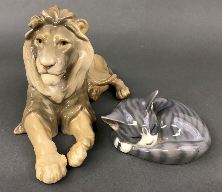 Appraisal: Porcelain B G Lion and Royal Copenhagen Cat Bing Grondahl