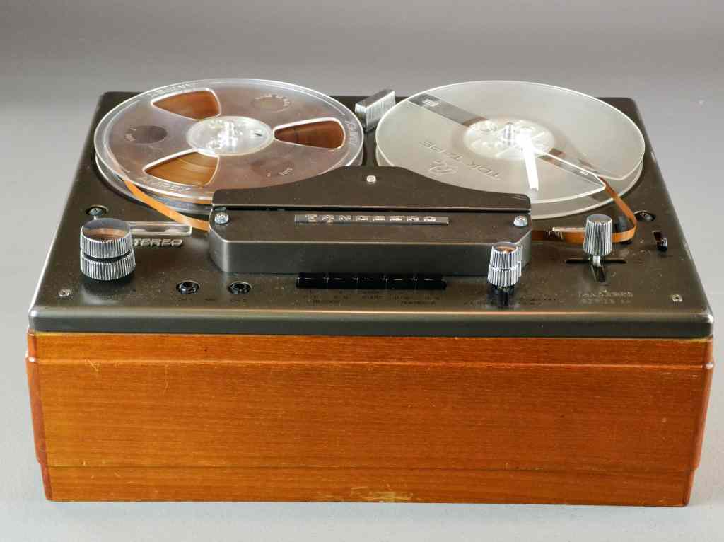 Appraisal: Reel-to-Reel Tape Recorder - TandberoMid-century tape recorder with magnetic recording