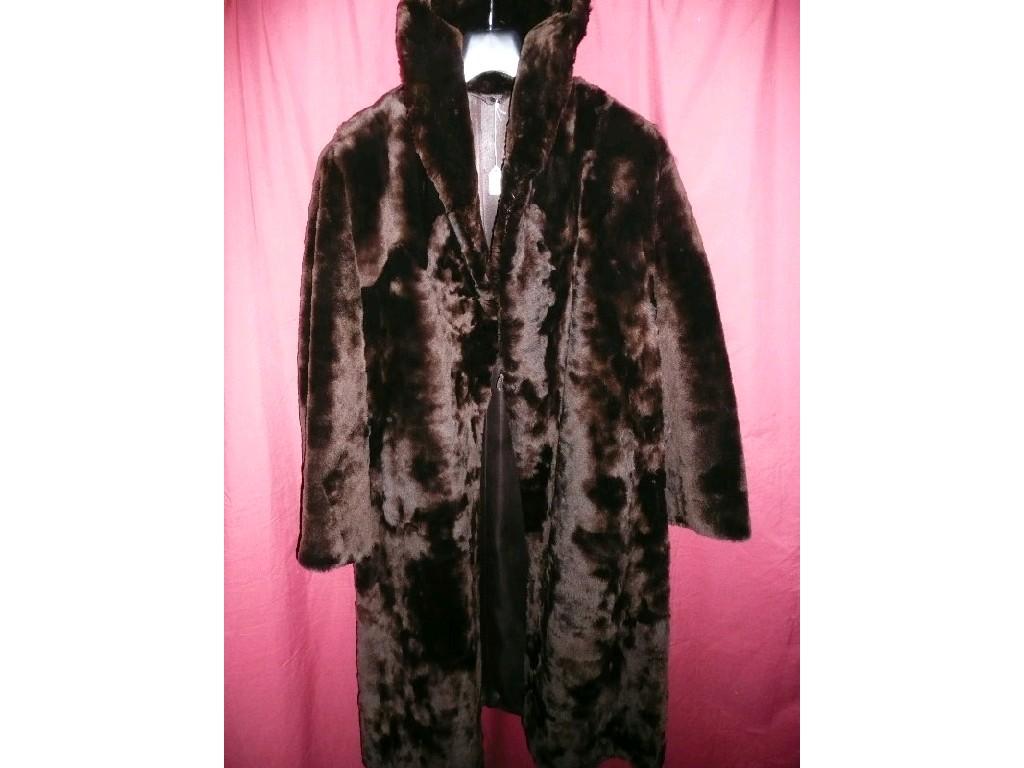 Appraisal: A full length lady's fur coat