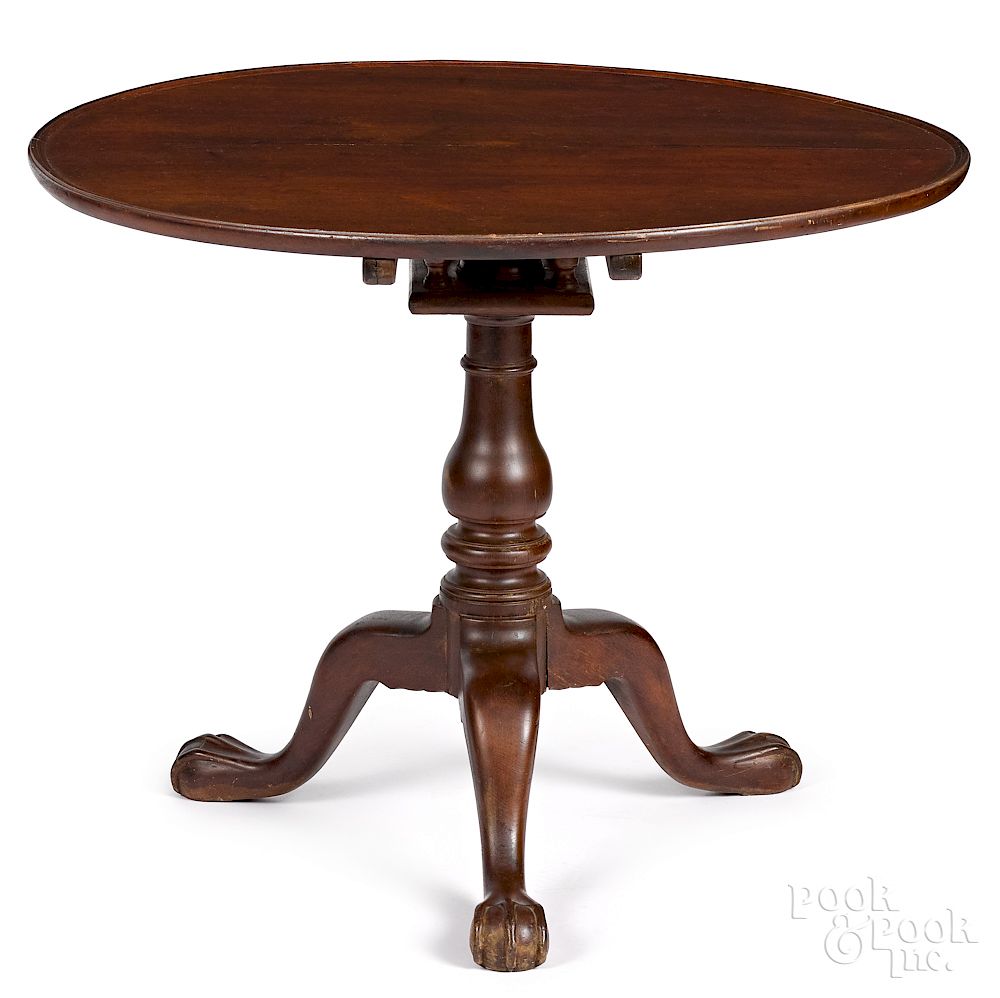 Appraisal: Pennsylvania Chippendale walnut tea table Pennsylvania Chippendale walnut tea table