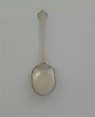 Appraisal: A William and Mary trefid spoon with a ribbed rattail