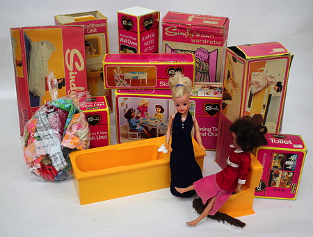 Appraisal: A LARGE QUANTITY OF SINDY DOLLS AND ACCESSORIES to include