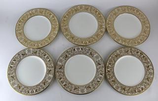 Appraisal: Gold Florentine Wedgwood dinner plates Gold Florentine Wedgwood dinner plates