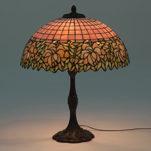 Appraisal: GARDENIA LAMP BY UNIQUE ART GLASS AND METAL CO tall