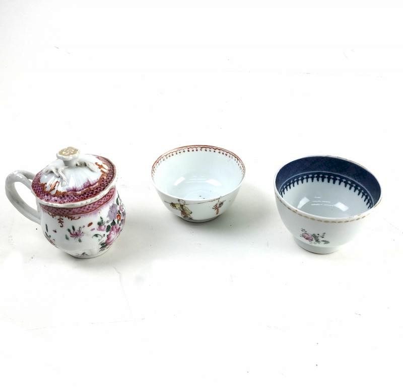 Appraisal: Three th Century Chinese Armorial Cups Three th century Chinese