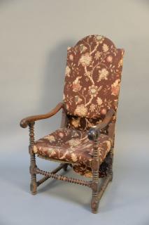 Appraisal: Continental style armchair Continental style armchair