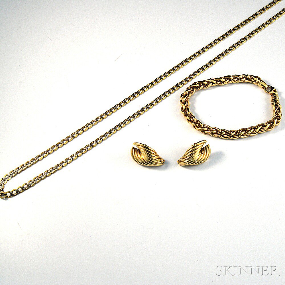 Appraisal: Small Group of Gold Jewelry a kt gold curb-link necklace