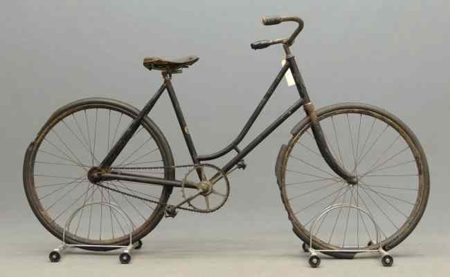 Appraisal: C ''Hartford Model '' female pneumatic safety bicycle Tires deteriorated