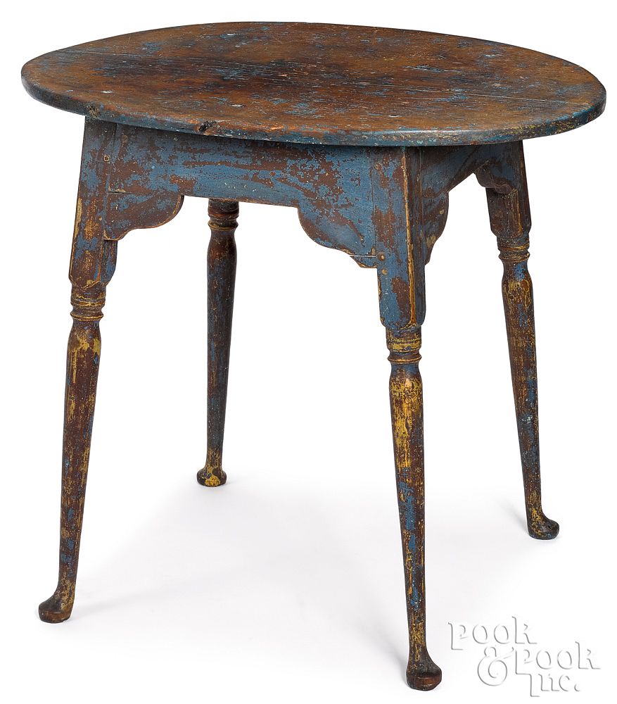 Appraisal: New England painted pine splay leg table New England painted