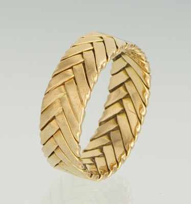 Appraisal: A Gentleman's Gold Braid Band k yellow gold braid design