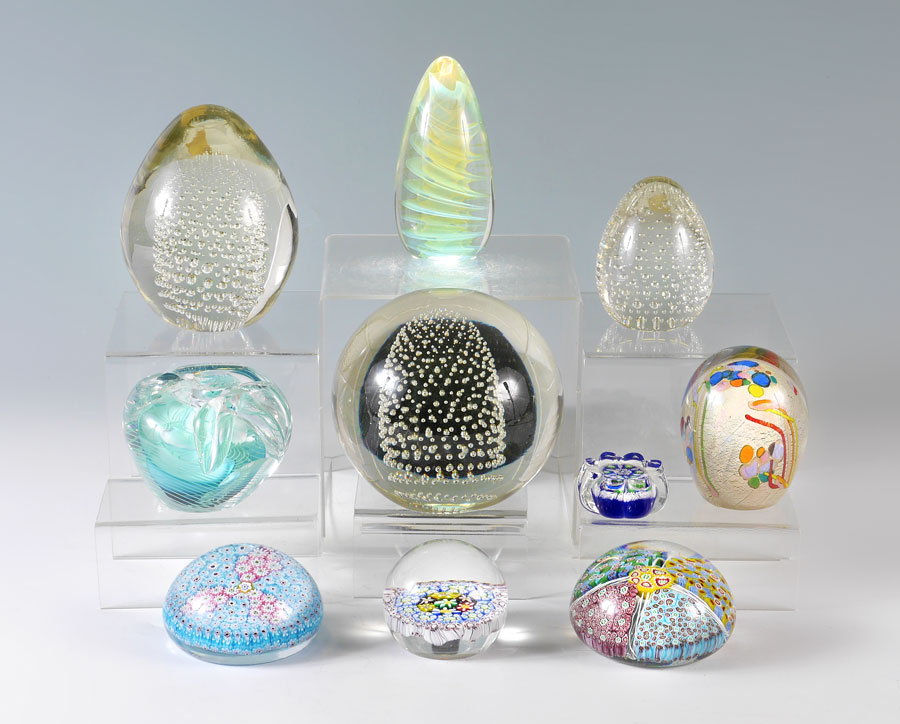 Appraisal: ESTATE COLLECTION OF PAPERWEIGHTS An assembled collection of pieces total