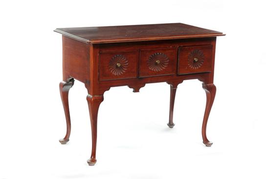 Appraisal: QUEEN ANNE DRESSING TABLE American th century cherry Made from