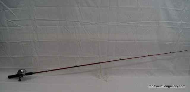 Appraisal: Zebco LE Fishing Reel Rod ComboIncludes the Zebco LE closed