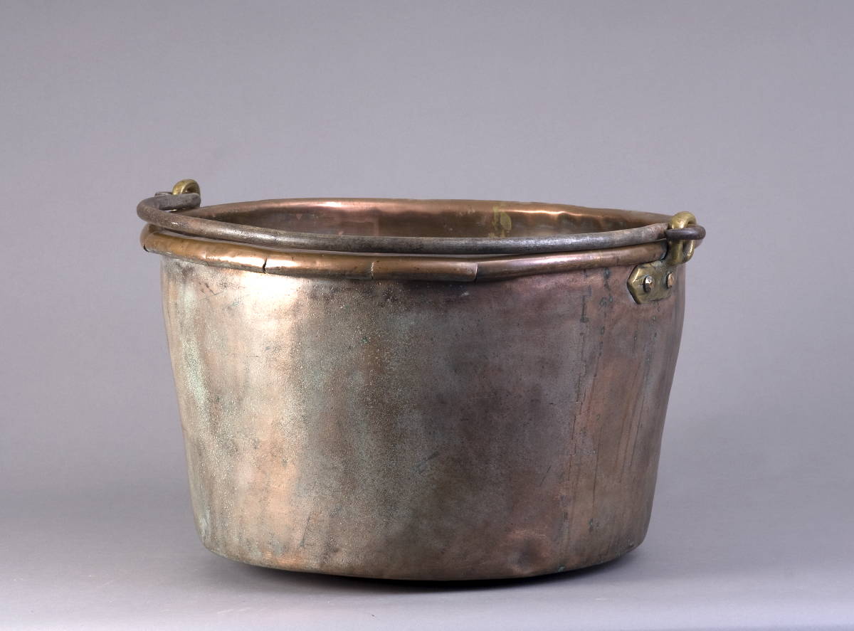 Appraisal: EARLY AMERICAN COPPER JELLY BUCKET OF DOVETAILED CONSTRUCTION WITH WROUGHT