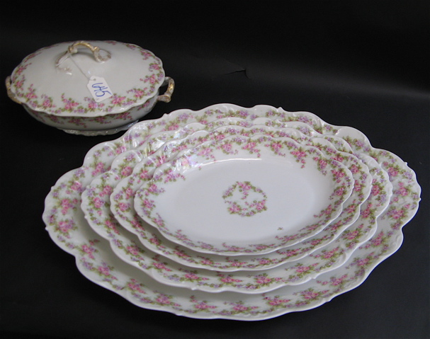 Appraisal: BAWO BOTTER ELITE CHINA SET SERVING PIECES pieces having scalloped