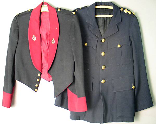 Appraisal: A British Army Royal Medical Corps officer's tunic and mess