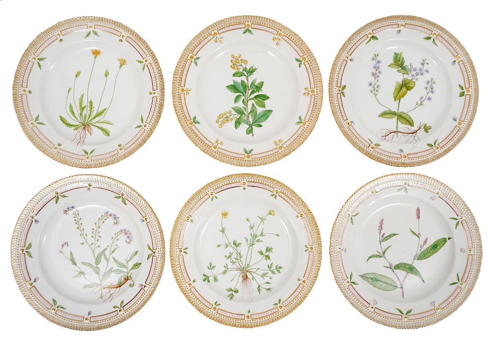 Appraisal: Royal Copenhagen Flora Danica Dinner Plates Royal Copenhagen Flora Danica