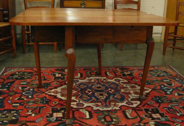 Appraisal: Double Drop-Leaf Gateleg Table curved legs and padded foot circa