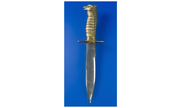 Appraisal: German Dagger With Realistically Modelled Pommel In The Form Of