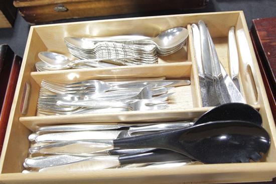 Appraisal: SET OF STERLING SILVER FLATWARE Towle Contour pattern Seven dinner