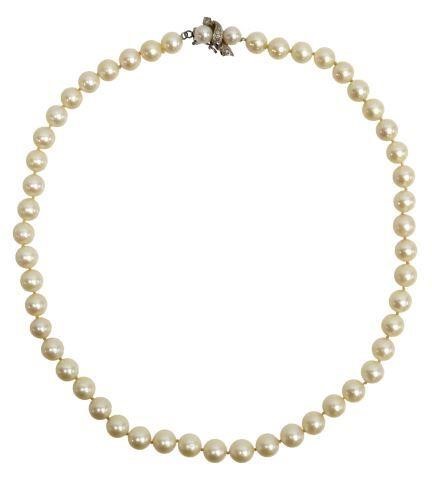 Appraisal: Estate pearl choker necklace forty-nine cultured pearls individually knotted on