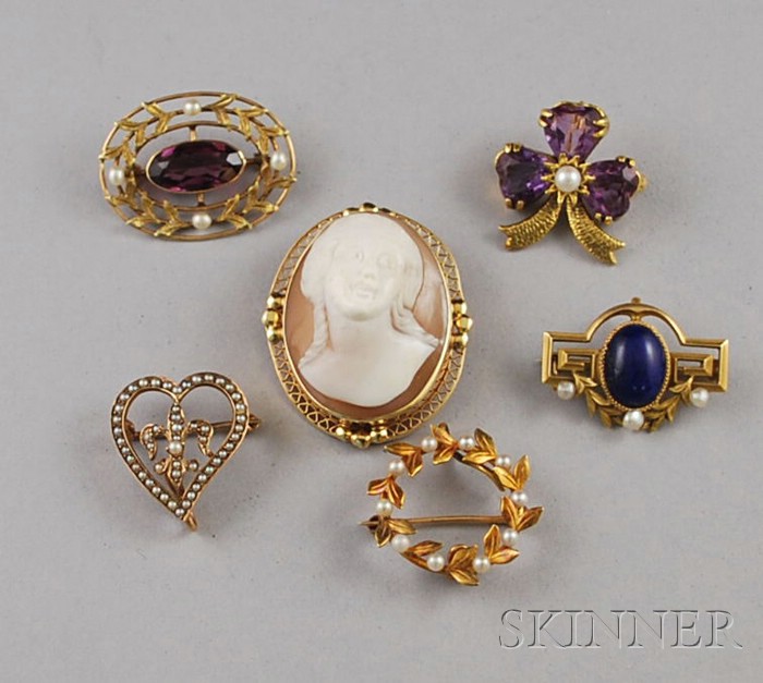 Appraisal: Six Antique Brooches including a kt gold lapis and seed