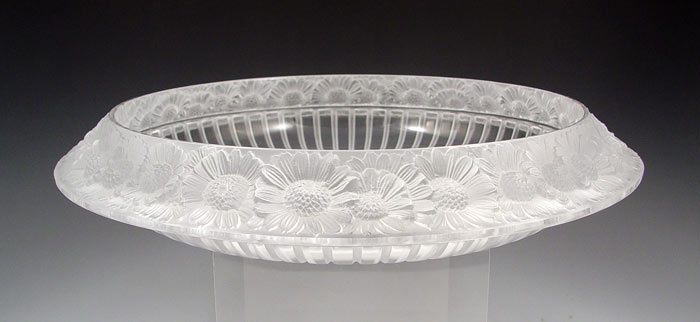 Appraisal: LALIQUE FRENCH CRYSTAL MARGUERITES CENTER BOWL Overlapping flowers on a