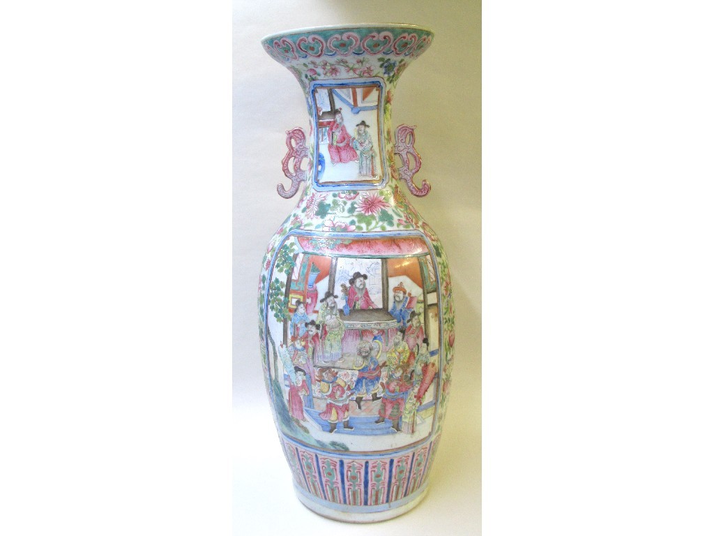 Appraisal: A Chinese famille rose vase painted with mandarins in pagodas