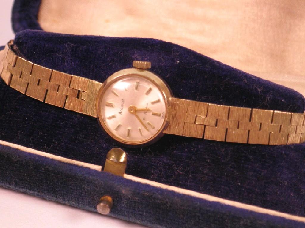 Appraisal: A ct gold cased bracelet wristwatch by Accurist g all