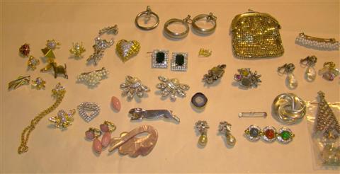 Appraisal: GROUP OF COSTUME JEWELRY Including a small gilt chain mail