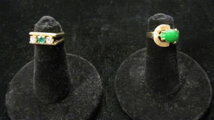 Appraisal: Two karat yellow gold ringsOne set with pear shaped jade