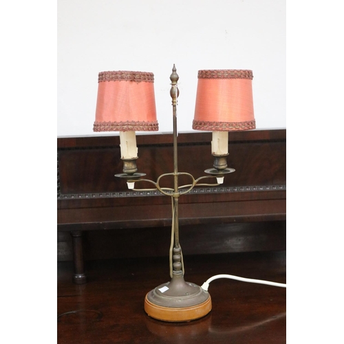 Appraisal: Decorative twin light lamp with shades in working order at