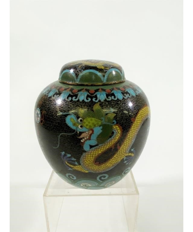 Appraisal: Colorful Chinese cloisonne ginger jar Republic period decorated with dragons