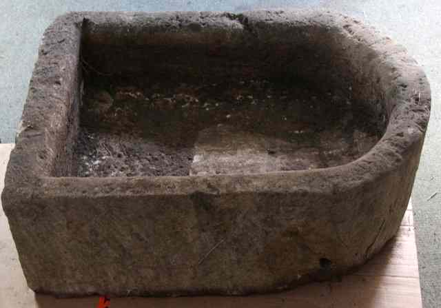 Appraisal: A D shaped stone trough cm wide