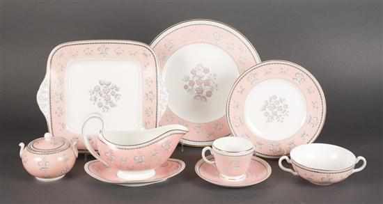 Appraisal: Wedgwood china -piece partial dinner service in the ''Pimpernel'' pattern