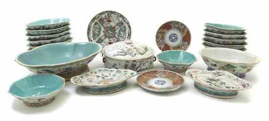 Appraisal: A Collection of Chinese Enameled Porcelain Articles comprising plates bowls