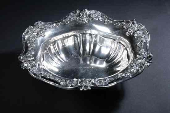 Appraisal: R WALLACE SONS STERLING SILVER BOWL early th century Circular