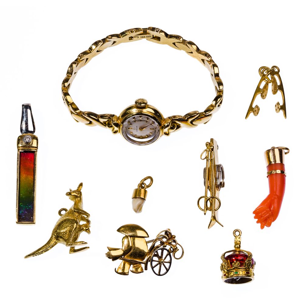 Appraisal: K GOLD JEWELRY ASSORTMENT items including charms pendants a pin