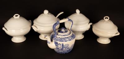 Appraisal: A Spode blue and white Italian pattern kettle cm high