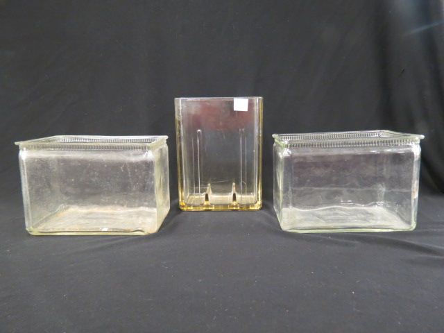 Appraisal: Early Glass Battery Cases approx x