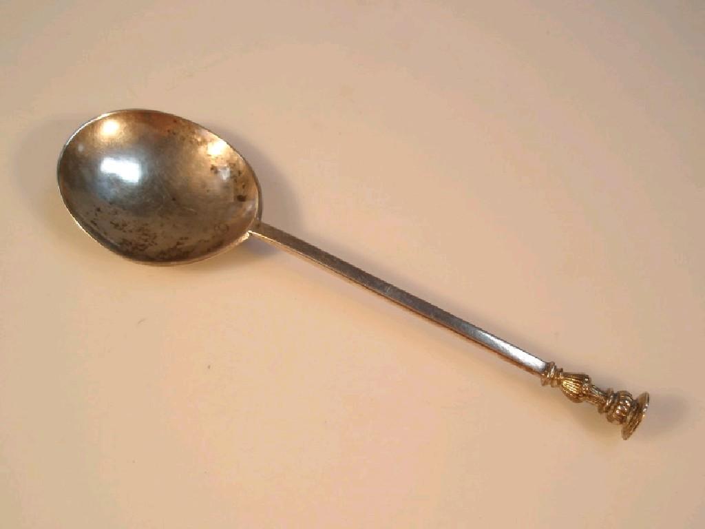 Appraisal: A thC Continental silver seal top spoon with a plain